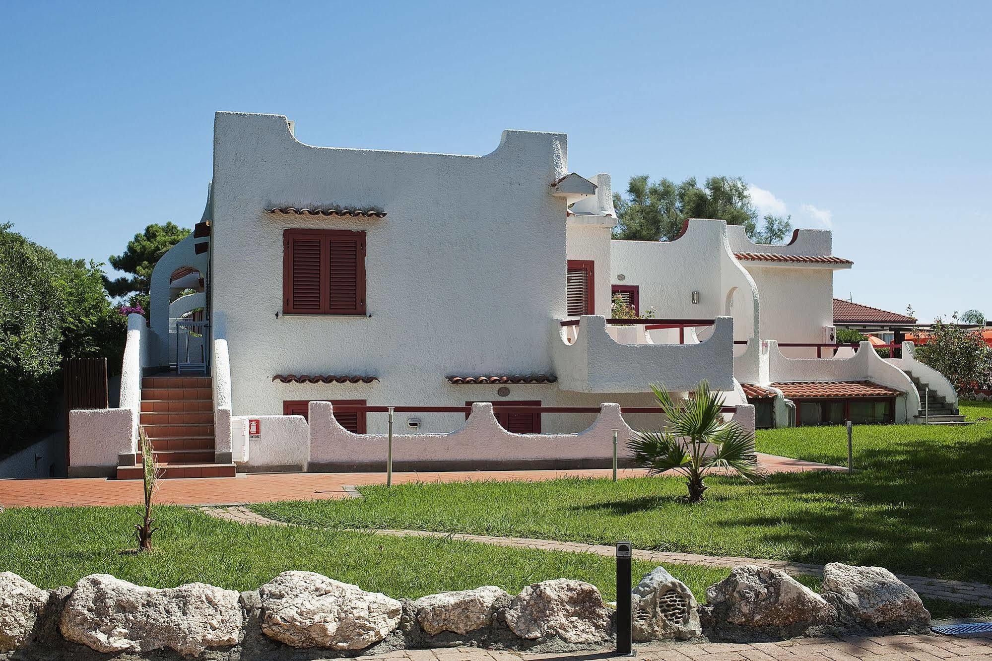 Trevi Village Campora San Giovanni Exterior photo